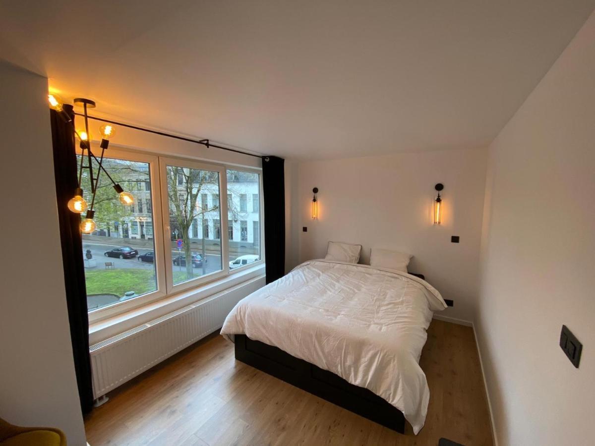The Square - Vacation Rental With Outdoor Sauna - Centre Of Антверпен Экстерьер фото
