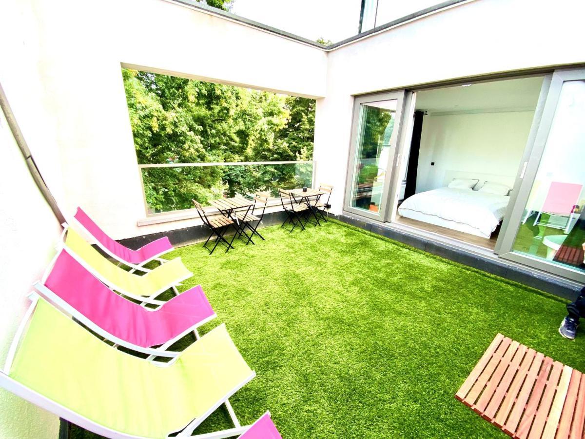 The Square - Vacation Rental With Outdoor Sauna - Centre Of Антверпен Экстерьер фото